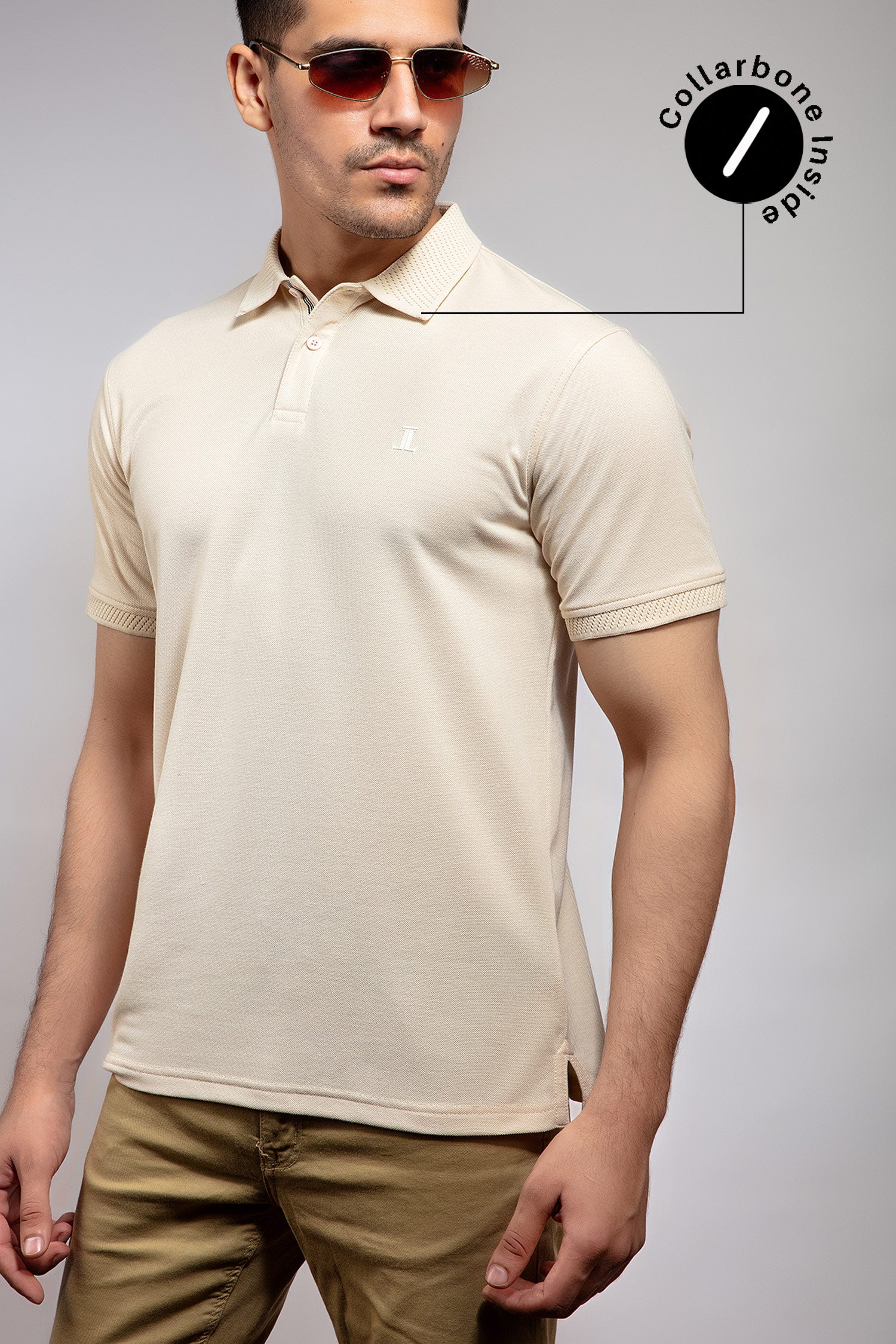 Mens summer polo shirt in off white colour with matching crosshatch tipped collar and half sleeves by JULKE.