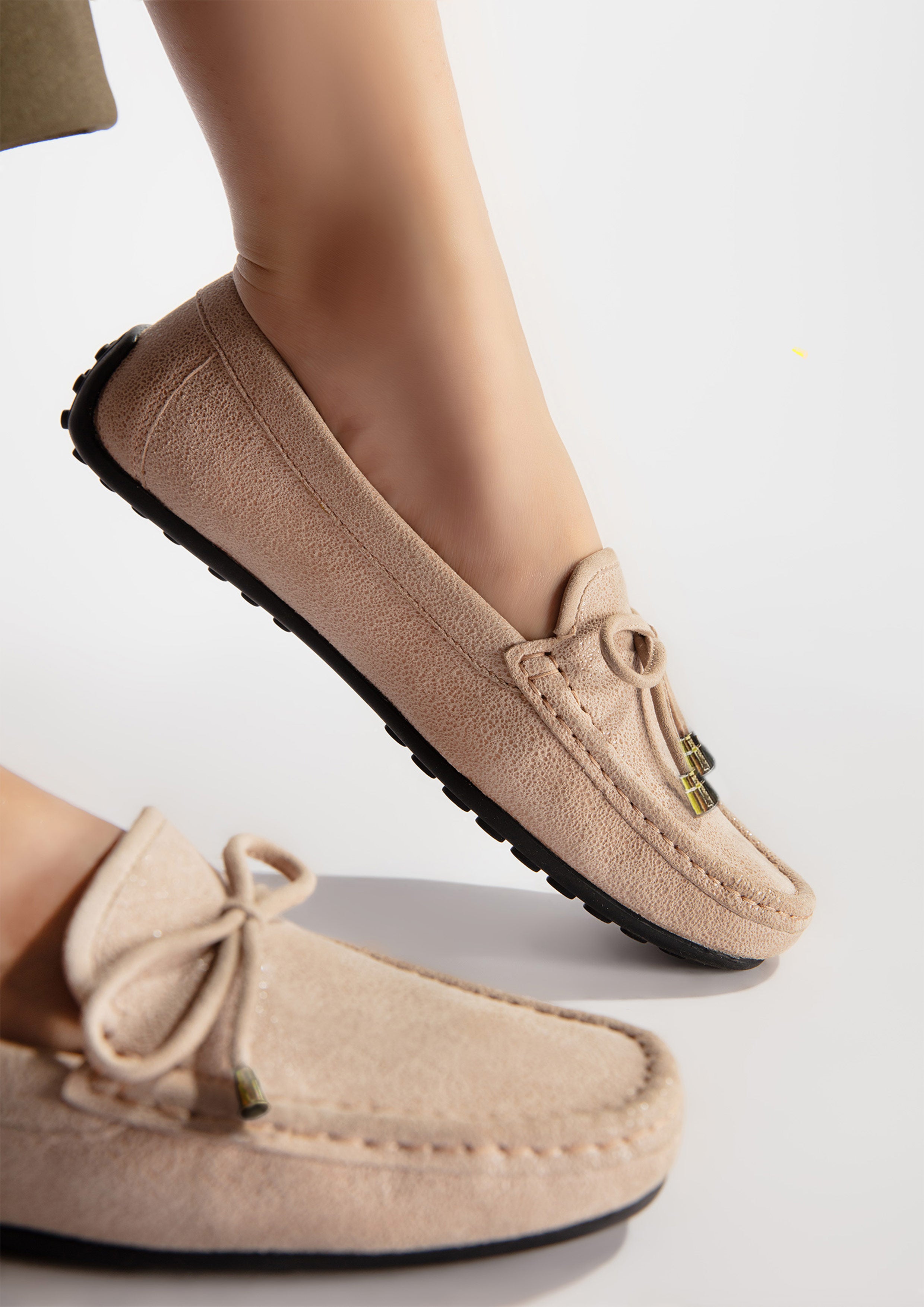 Womens leather moccasins in beige colour with bow and glitter by JULKE