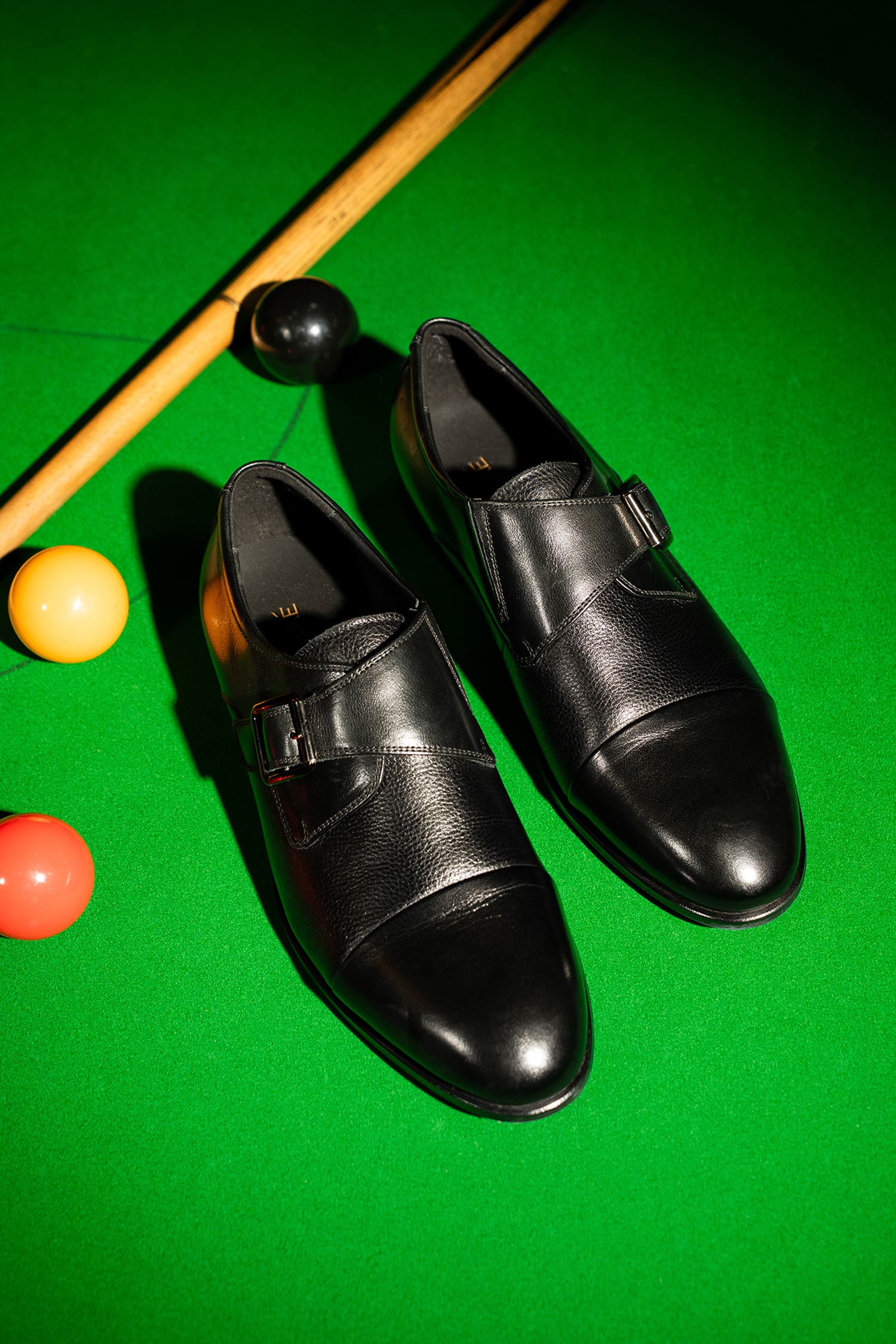 Mens oiginal leather shoes in black colour with signle monk strap style and metallic square buckle by JULKE.