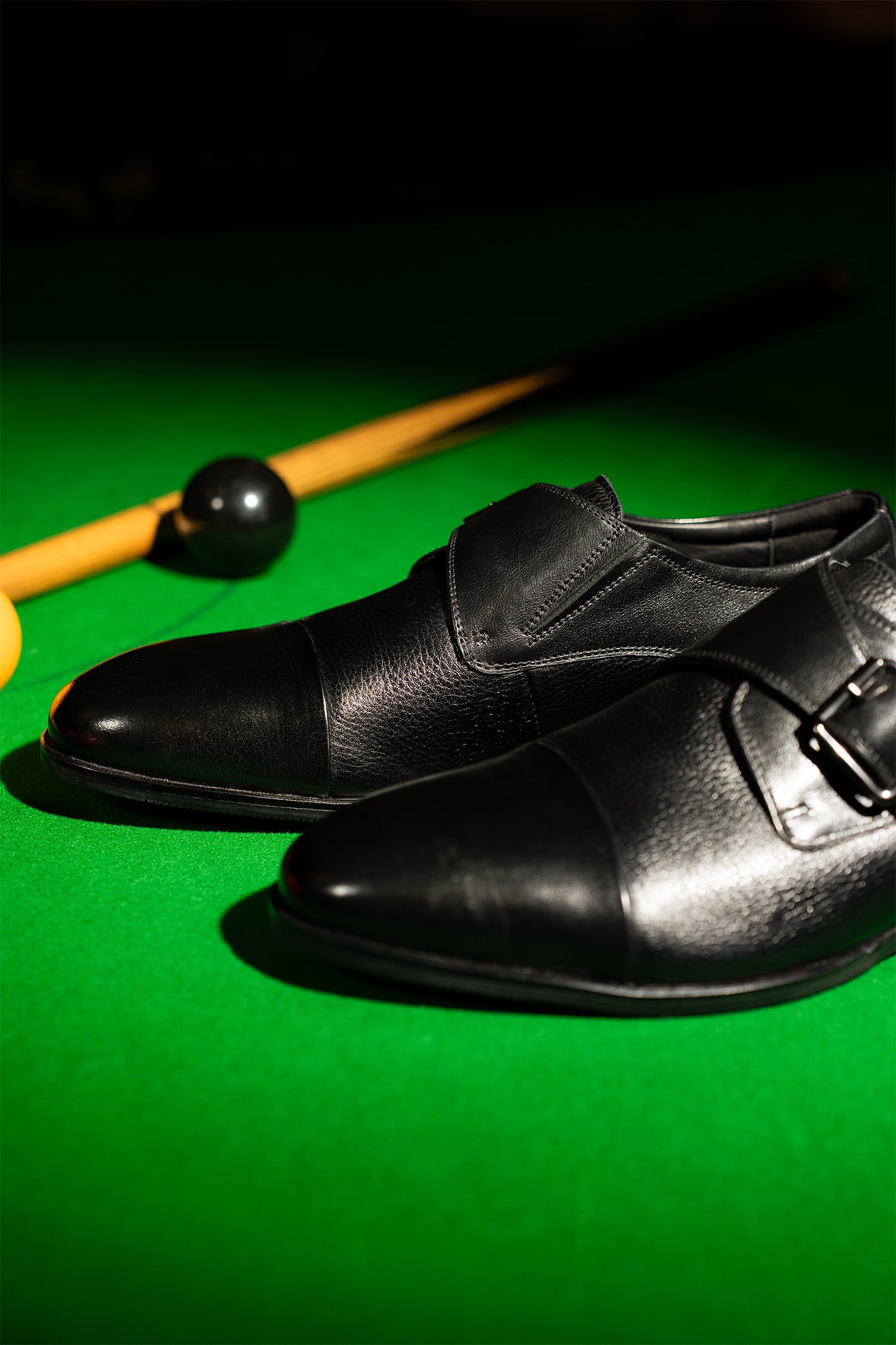 Mens oiginal leather shoes in black colour with signle monk strap style and metallic square buckle by JULKE.