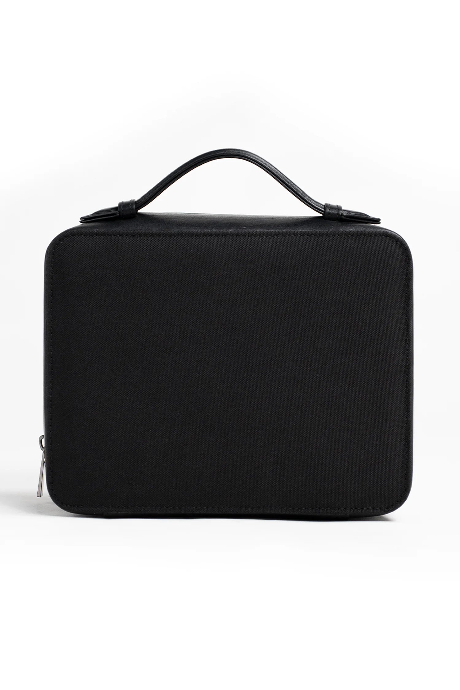 Zalver - Travel Accessories | Julké