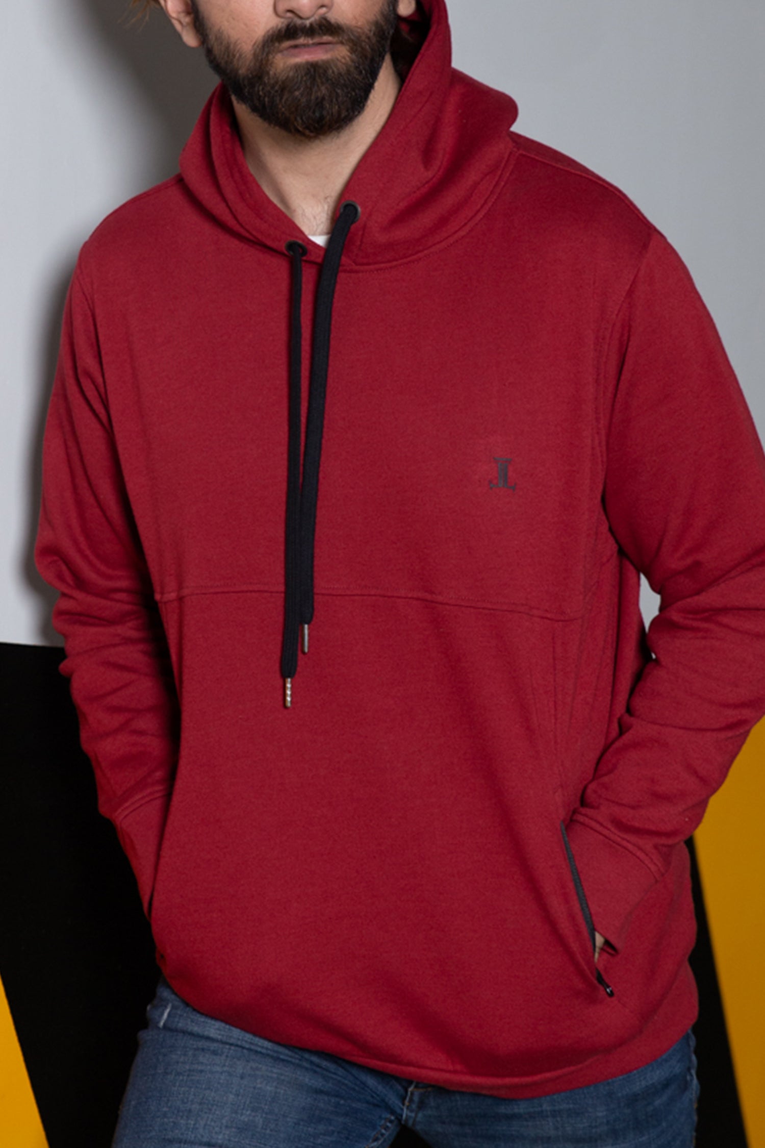 Mens winter fleece hoodie in maroon colour wtth waterproof zip pockets by JULKE