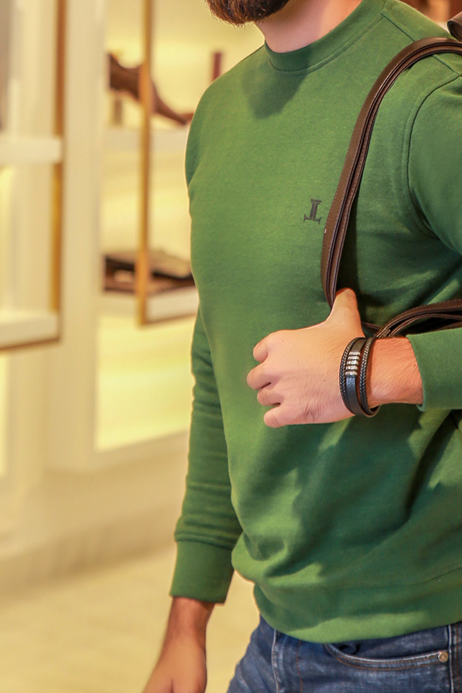 Mens winter sweatshirt in green colour with fleece lining by JULKE.