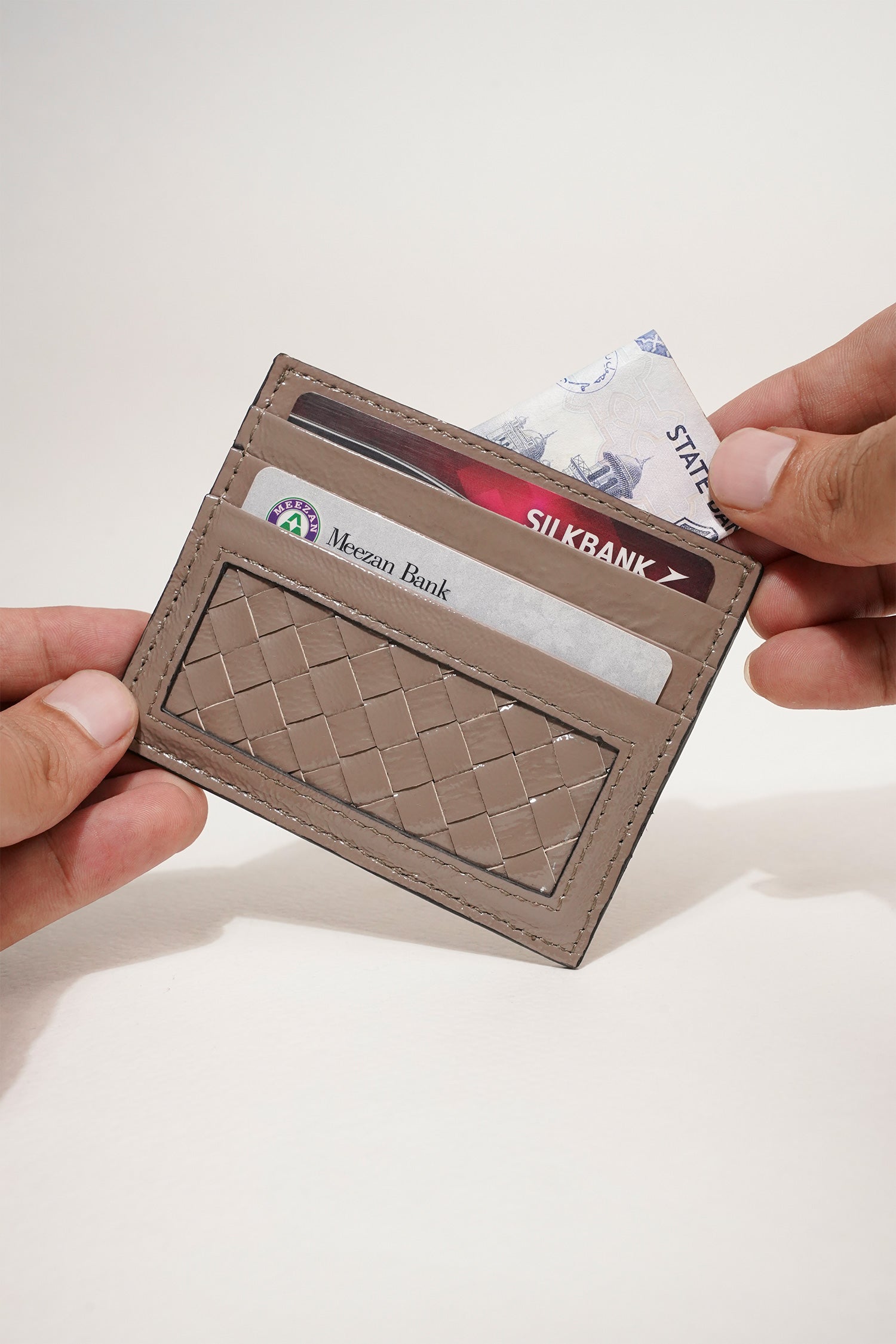 Unisex leather card holder in grey brown colour with woven patcha nd hidden pocket by JULKE