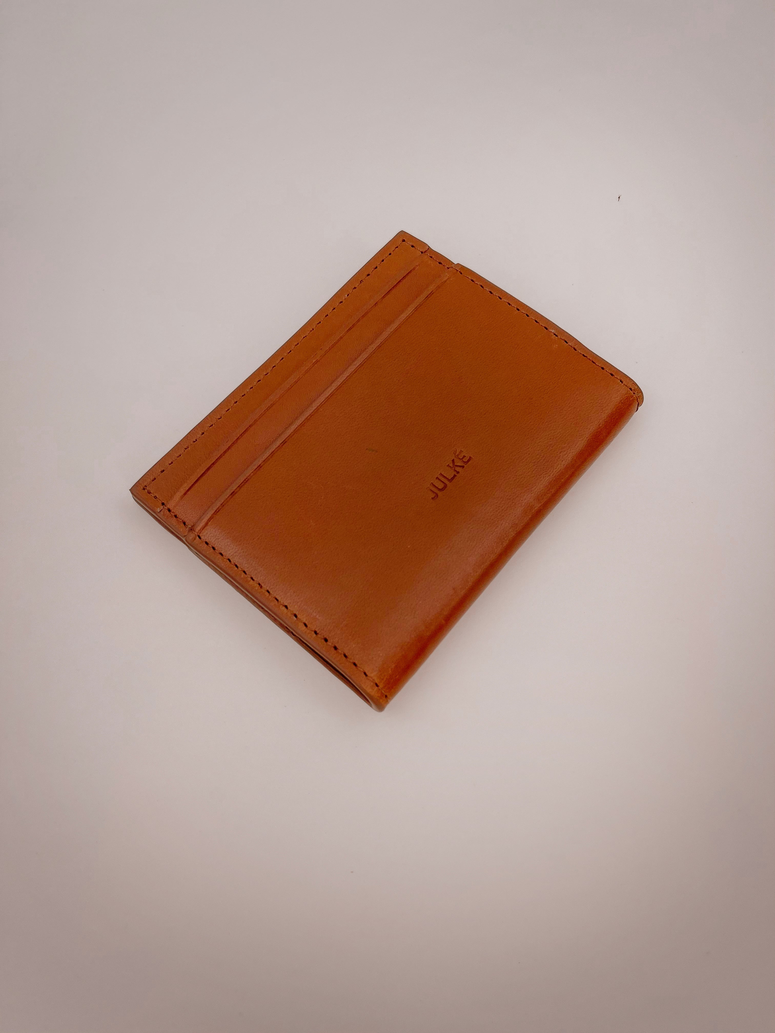 Men's leather card holder in tan color by JULKE