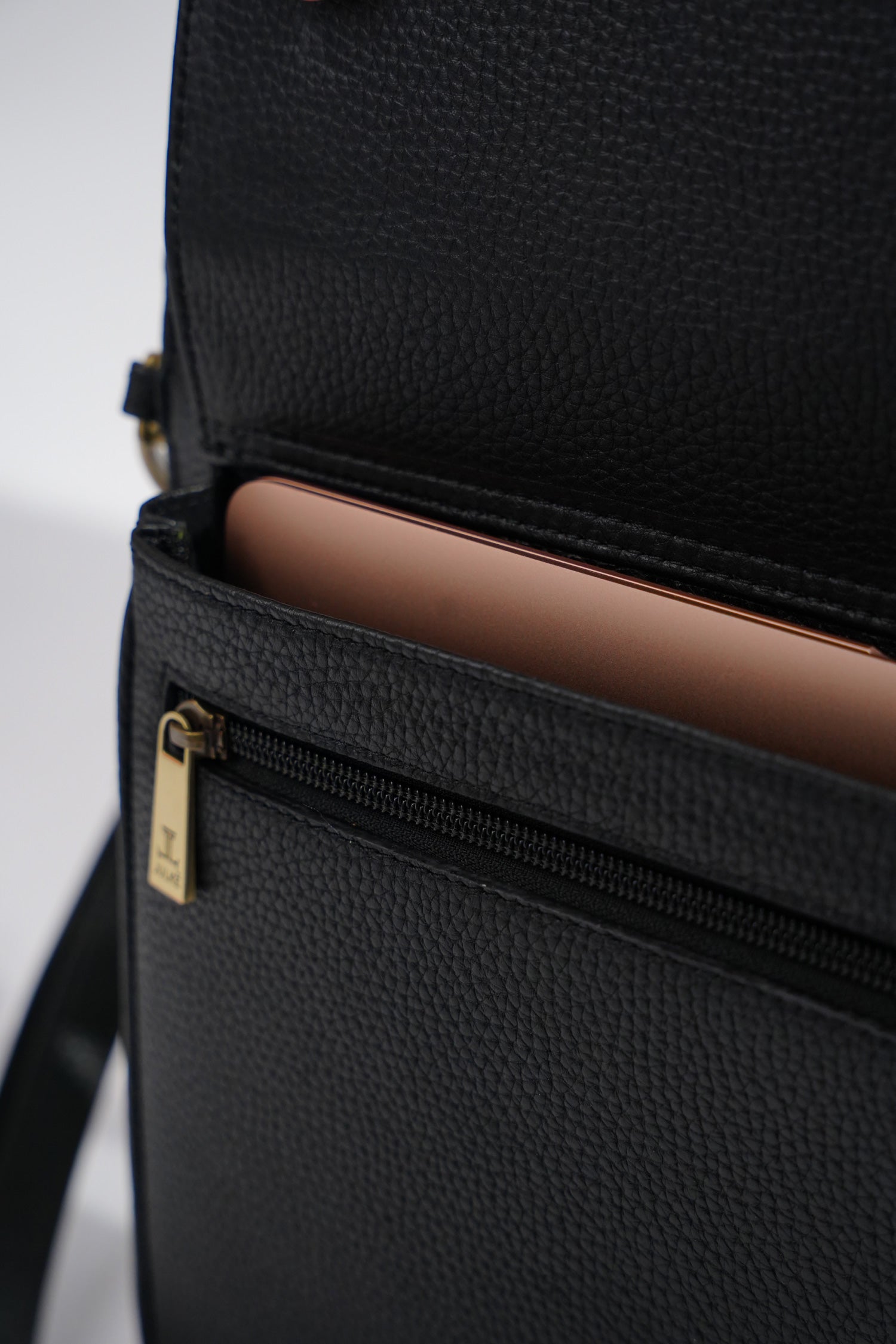 Leather laptop sleeve in black colour with shoulder strap by JULKE