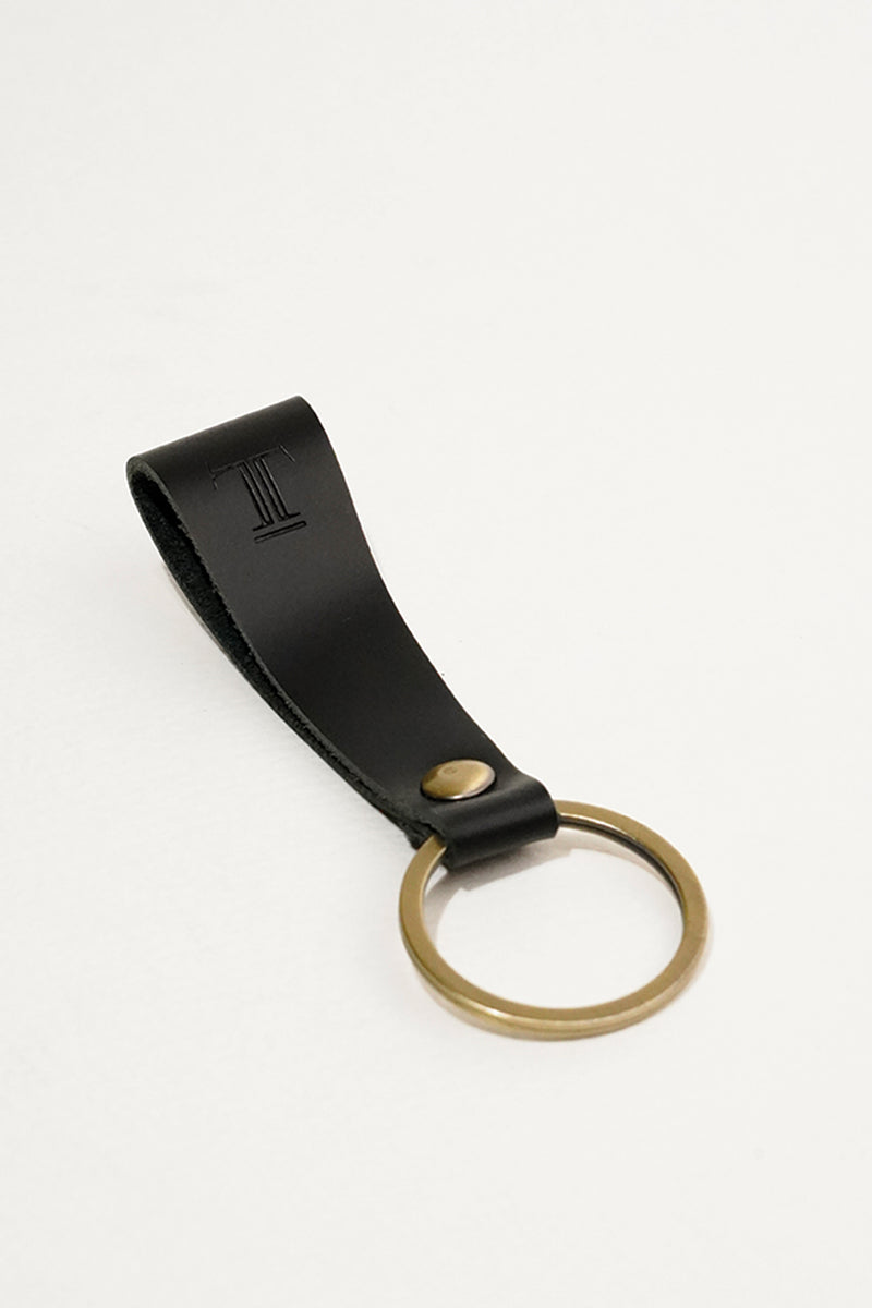 Leather key chain loop in black colour with metal ring by JULKE