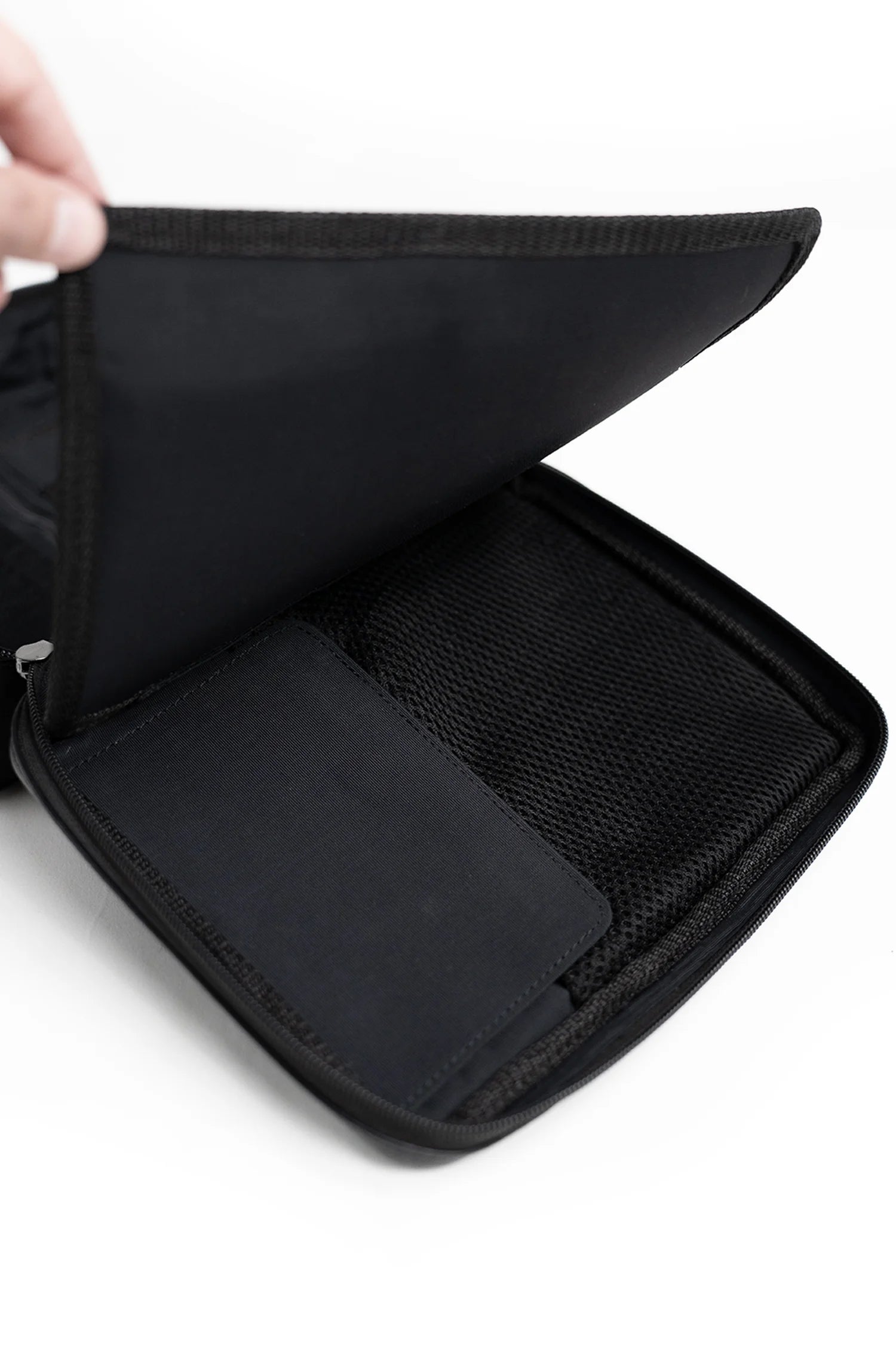 Zalver - Travel Accessories | Julké