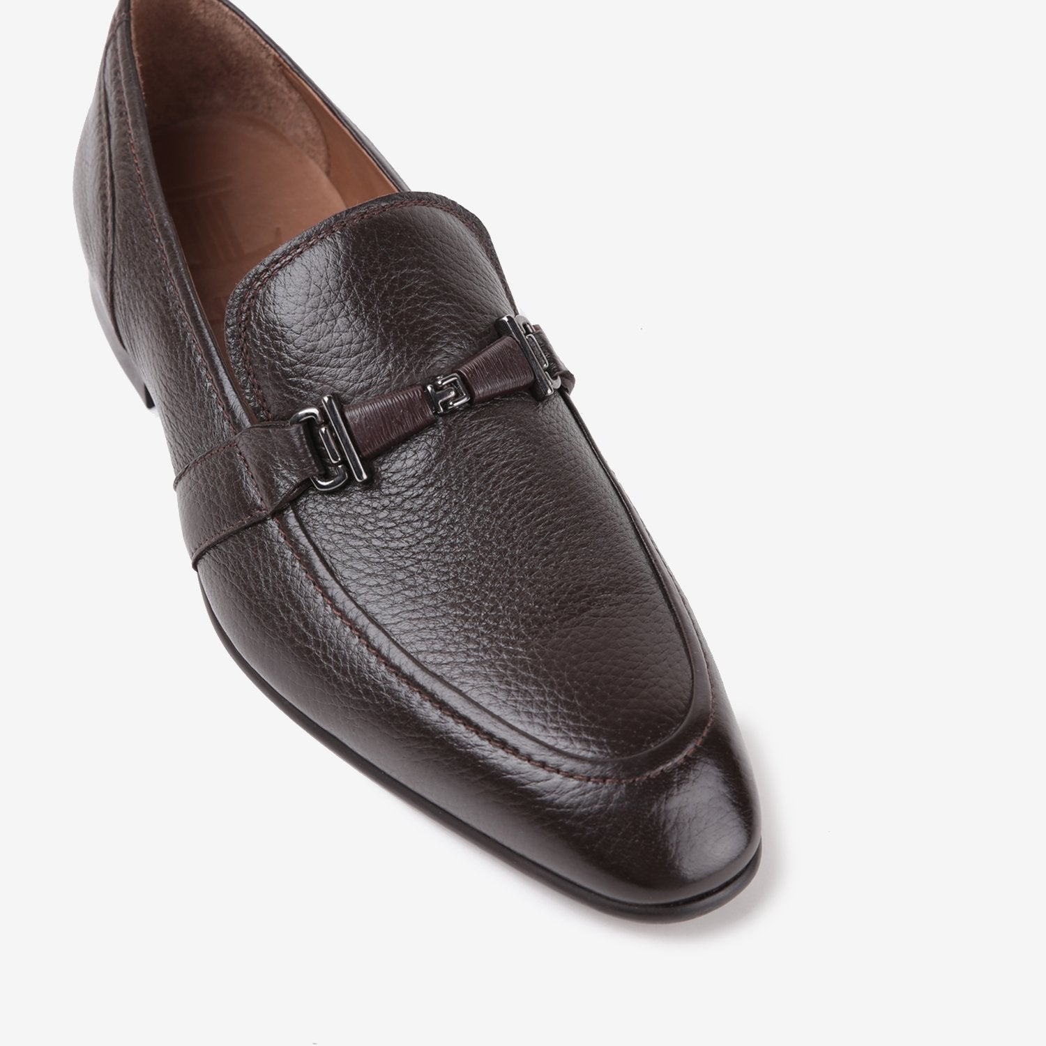 Mens original deerskin leather shoes in brown colour with silver buckle by JULKE. 