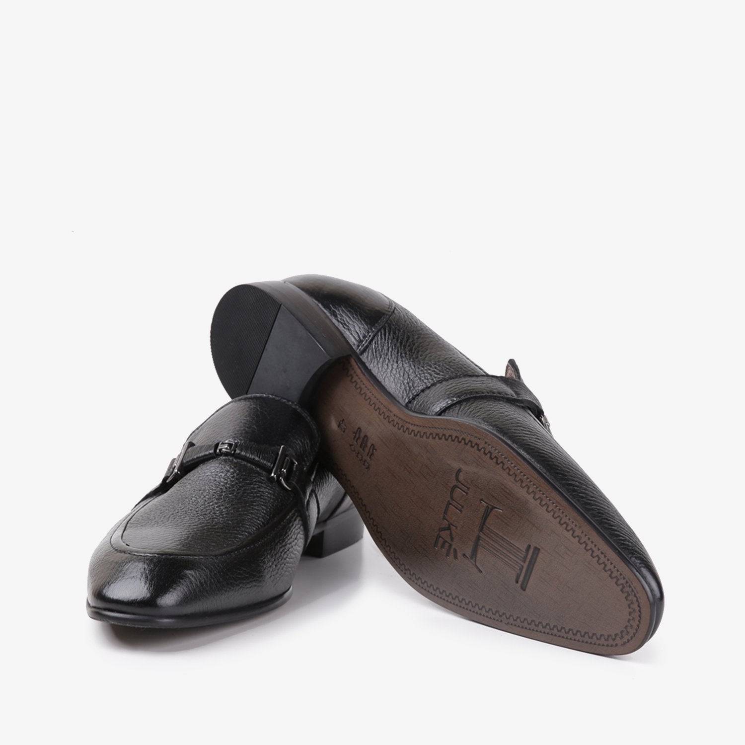Mens original deerskin leather shoes in black colour with silver buckle by JULKE. 